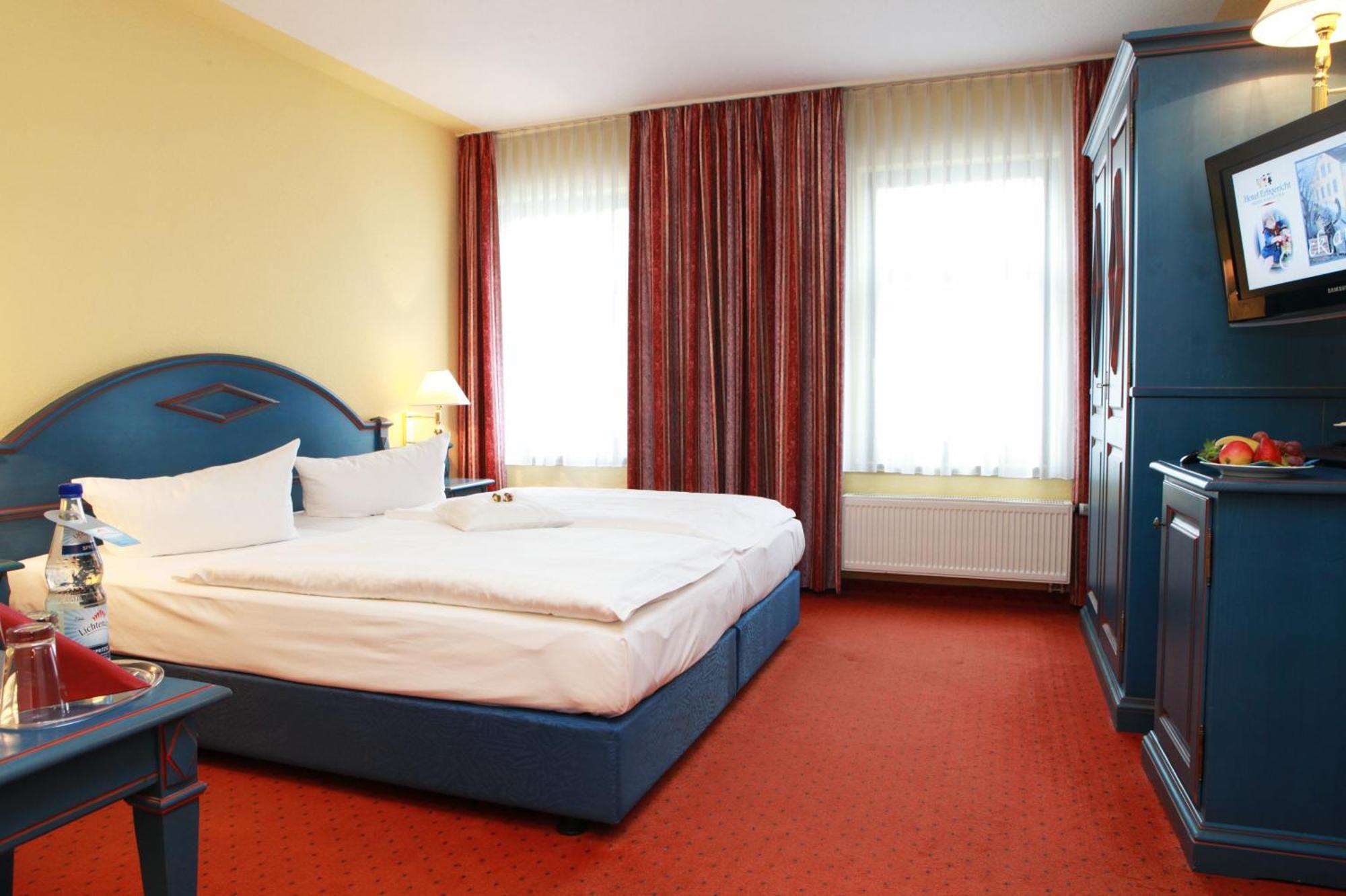 Hotel Erbgericht Buntes Haus Seiffen Esterno foto